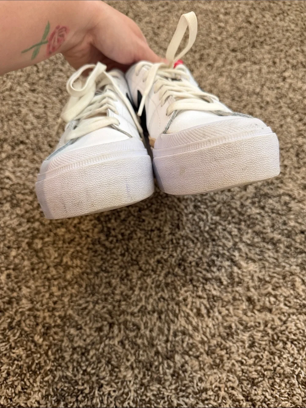 Nike Woman’s Court Legacy Shoes